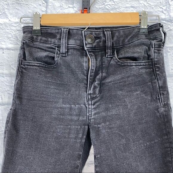AEO next level stretch jegging sz 2 short black - Picture 3 of 9